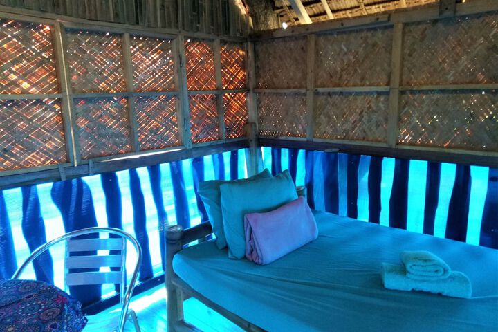Room 3 of 85