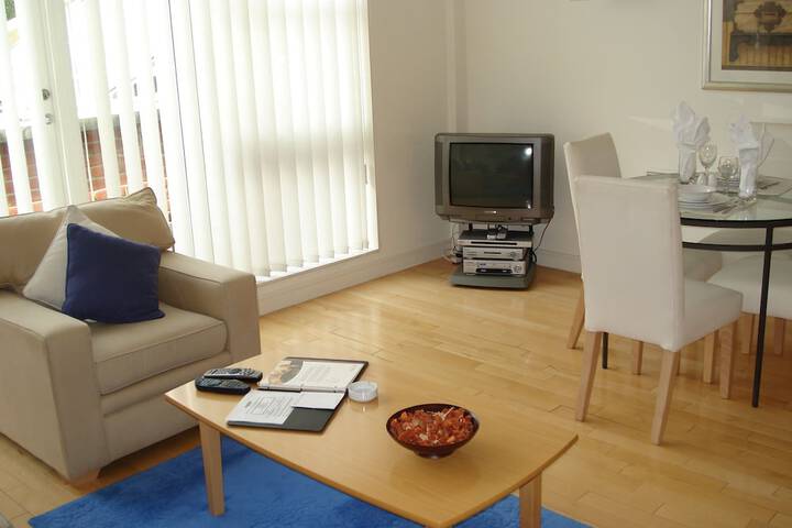 Room 5 of 14