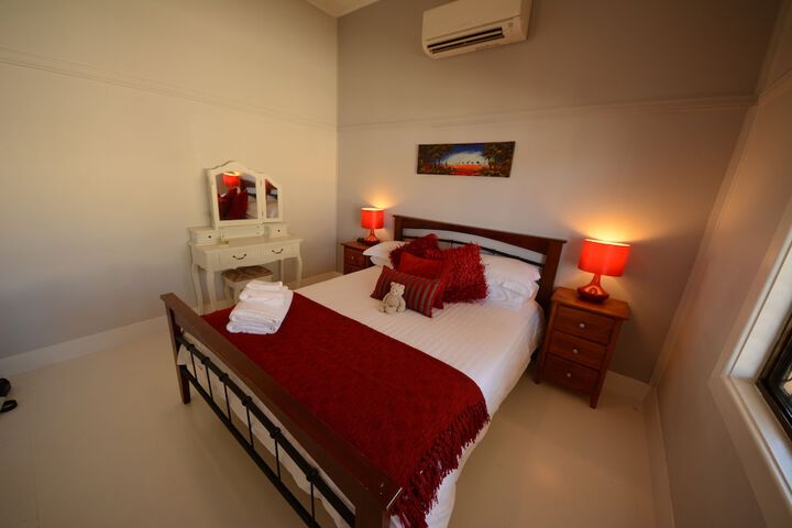 Room 12 of 36