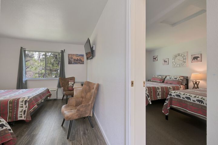 1 Queen Bed (34 of 103)