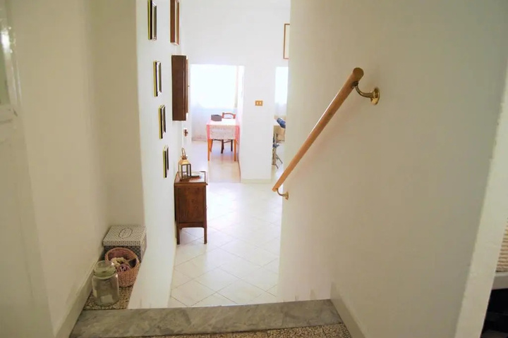 Room 14 of 23