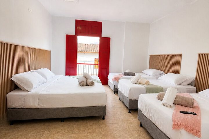 Room 12 of 42