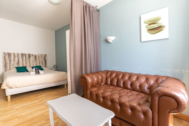 Room 16 of 55