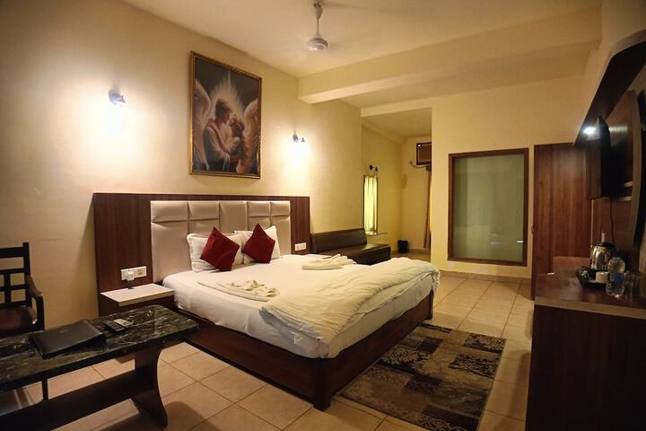 Room 20 of 80