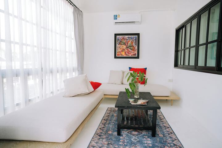 Room 26 of 84