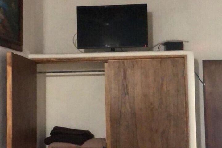 Room 19 of 37