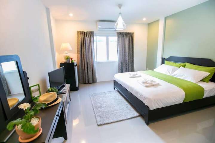 Room 5 of 47