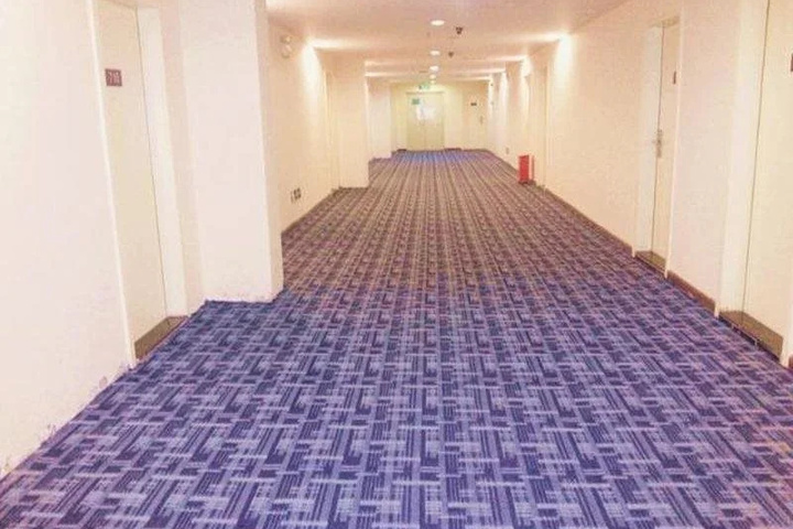 hotel_rooms