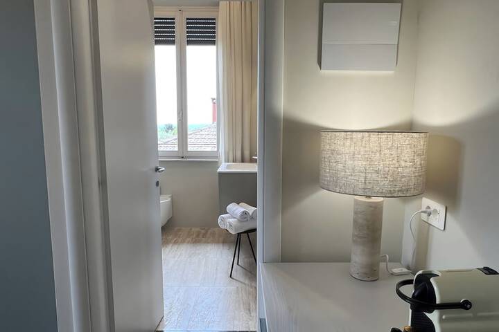 Room 33 of 139