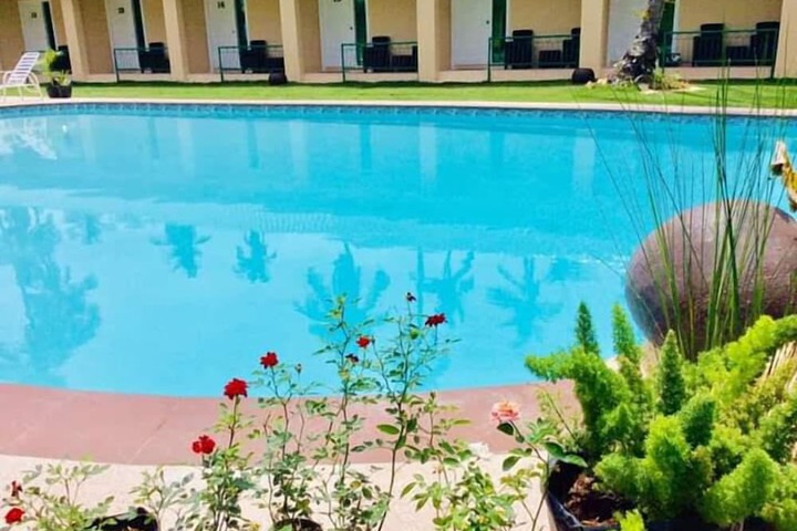 Pool 39 of 43