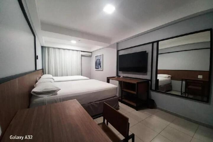 Pratti Hotel