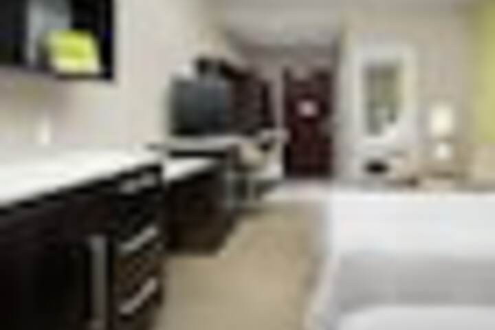 Room 41 of 108