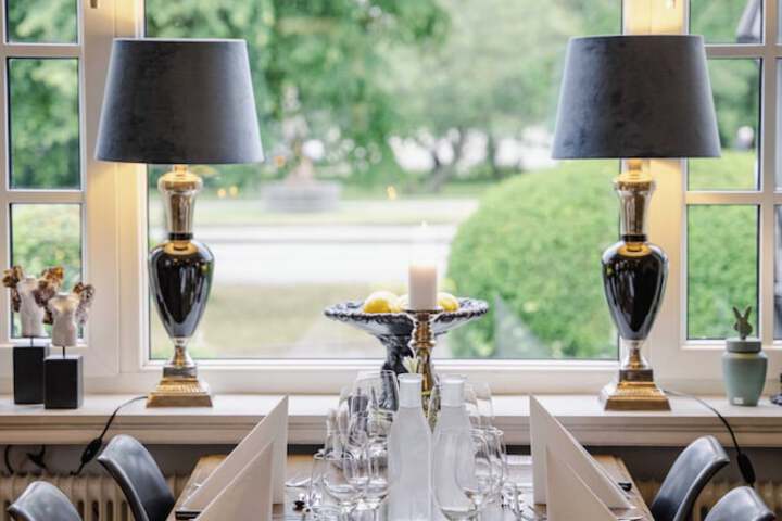 Dining 78 of 109