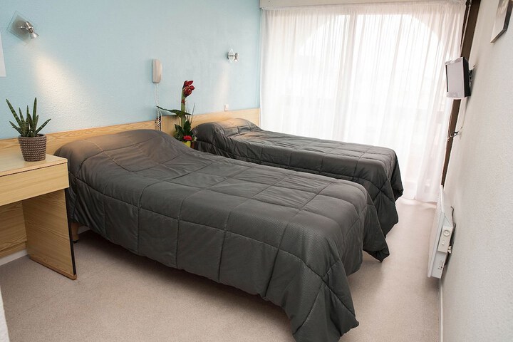 Room 8 of 51