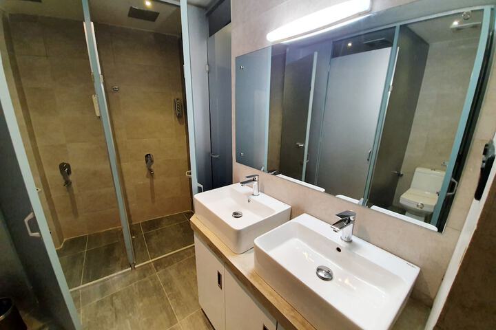 Room 20 of 24