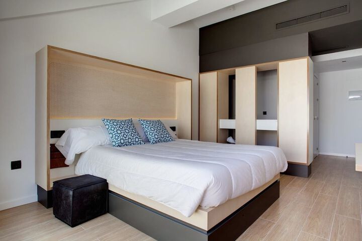 Room 30 of 73