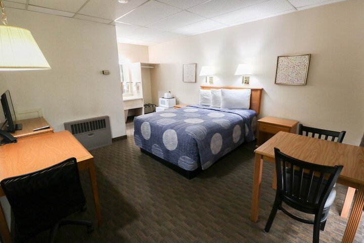 Room 14 of 51