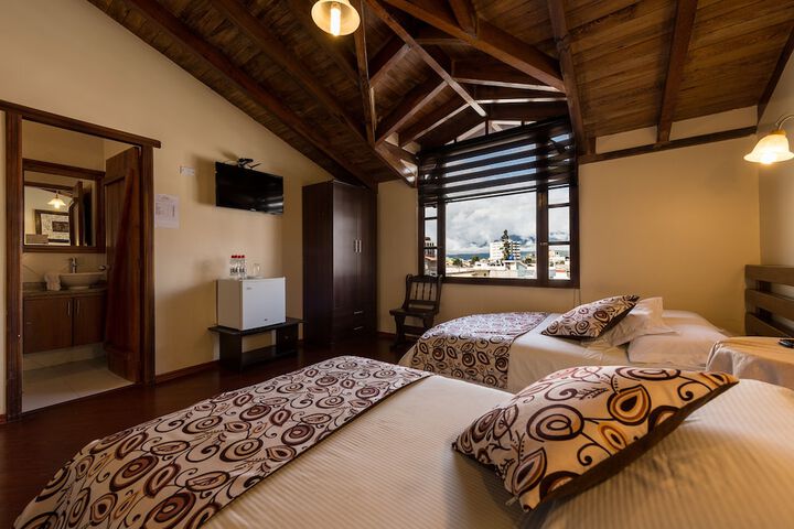 Room 8 of 38