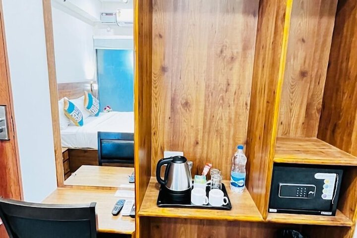Breakfast/Coffee Service 16 of 19