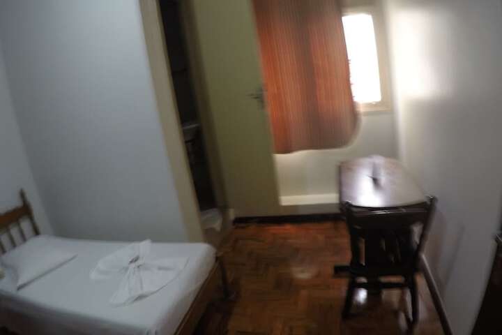Room 11 of 48
