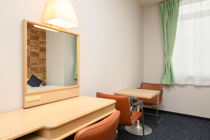 Room 7 of 47
