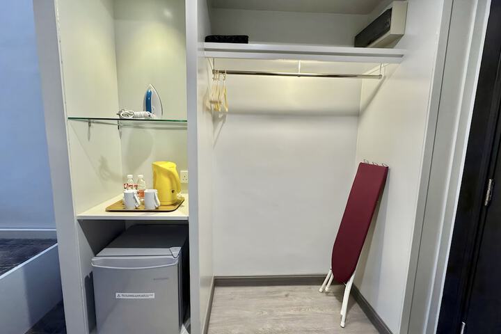 Room 22 of 46