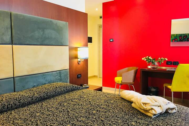 Room 14 of 48