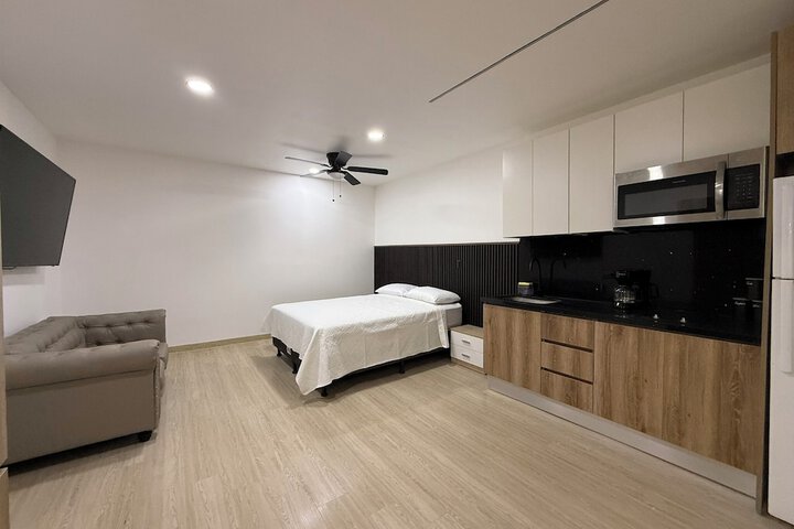 Room 4 of 22