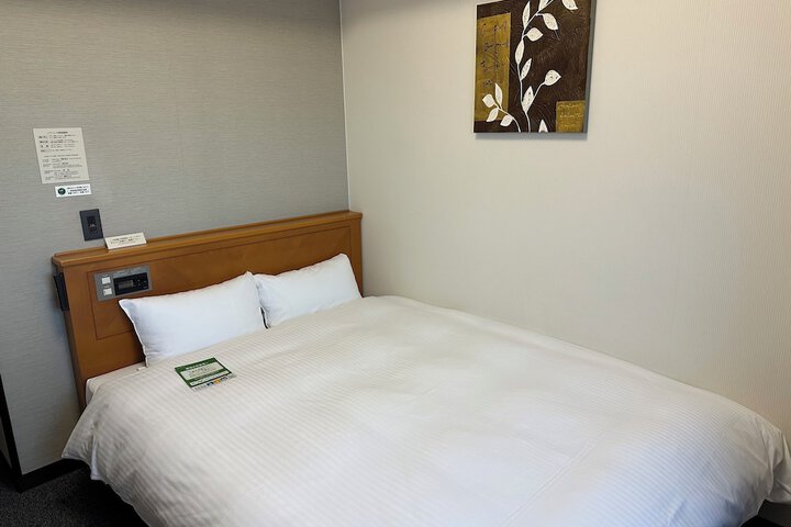 Room 8 of 29