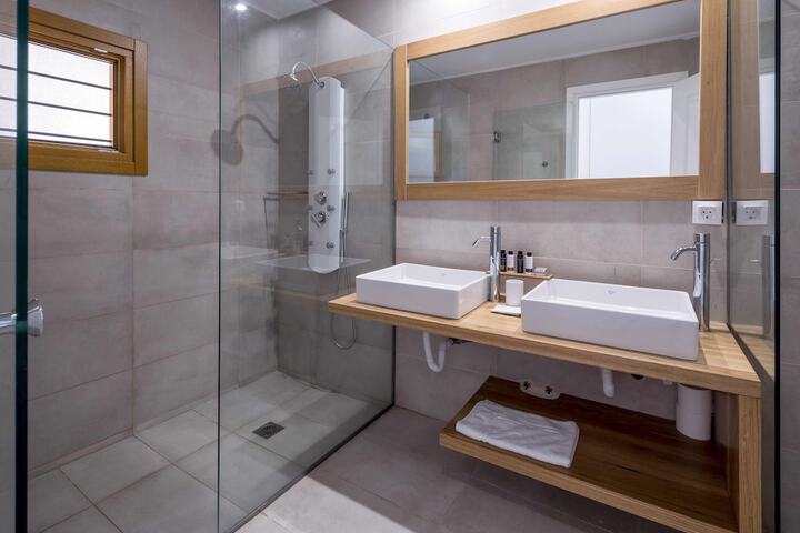 Clean Restrooms