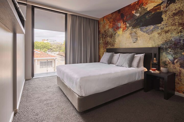 Room 21 of 40