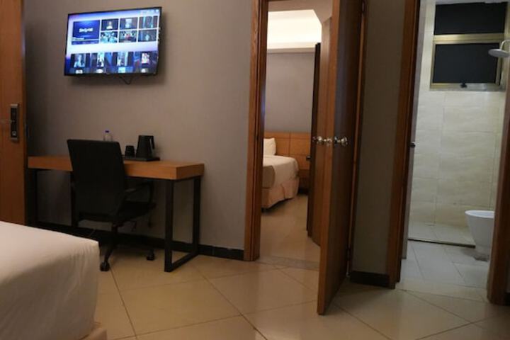 Room 71 of 173