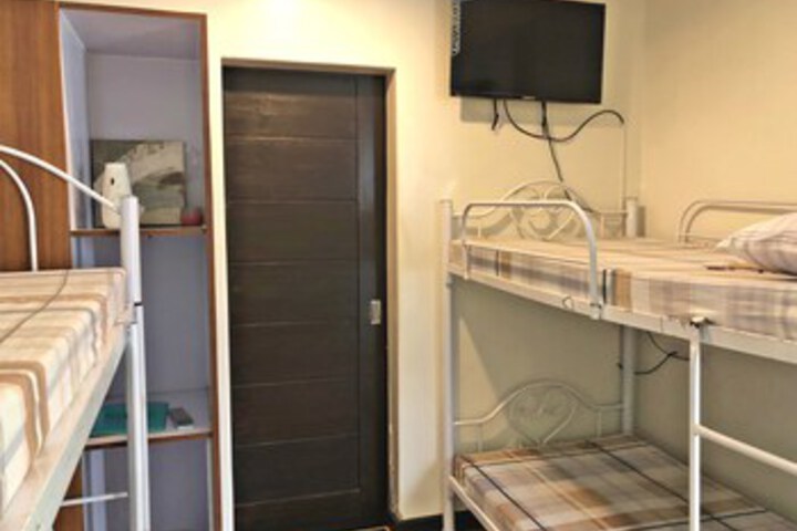 Room 31 of 37