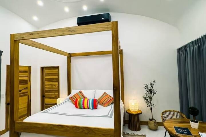 Room 4 of 54