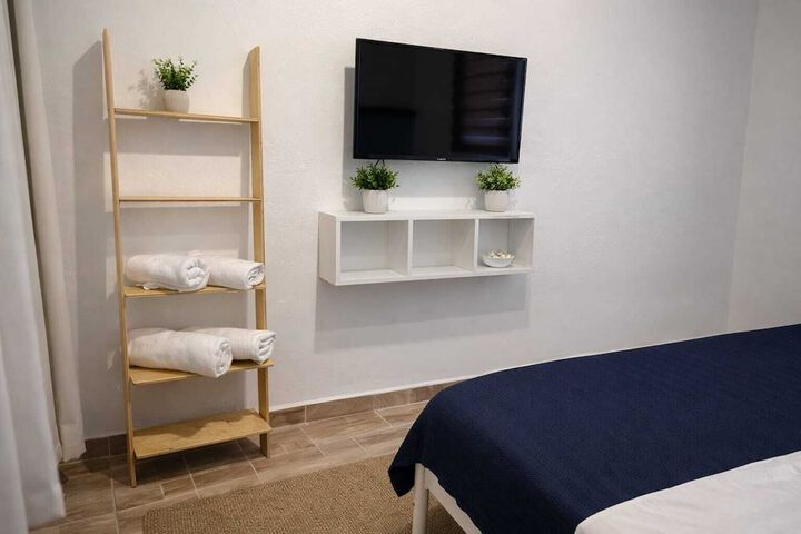 Room 14 of 27