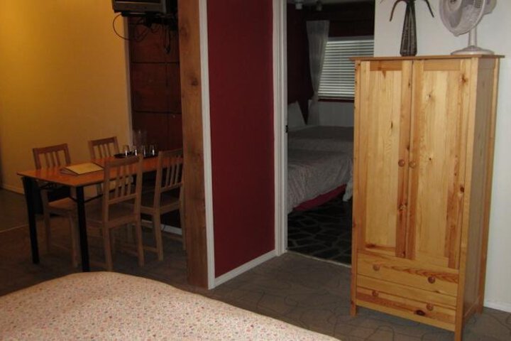 Photo 4