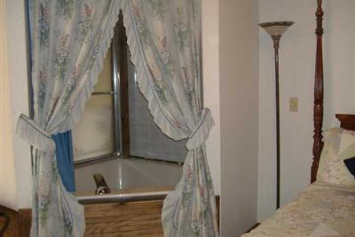 Room 8 of 42