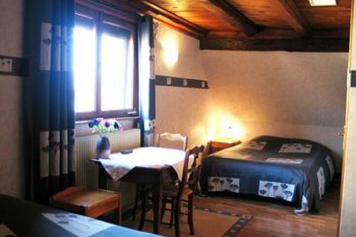 Room 8 of 26