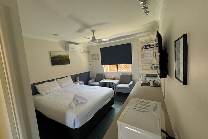 Room 8 of 21
