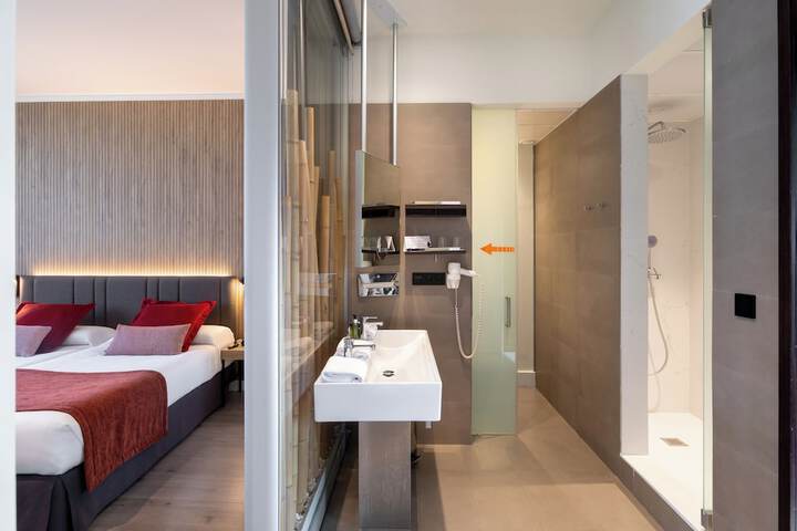 Bathroom Interior Photo