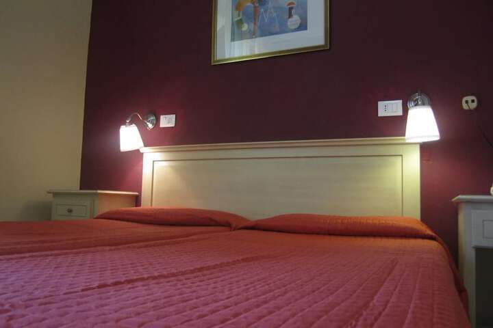 Room 18 of 36