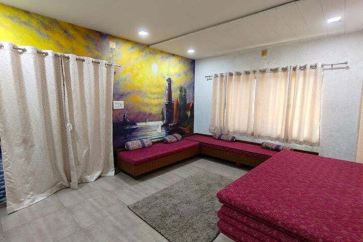 Room 9 of 43