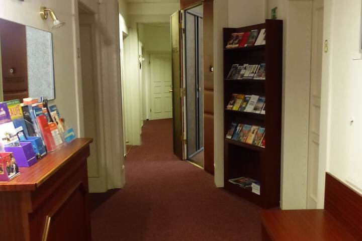 Ballroom/Hall 48 of 51