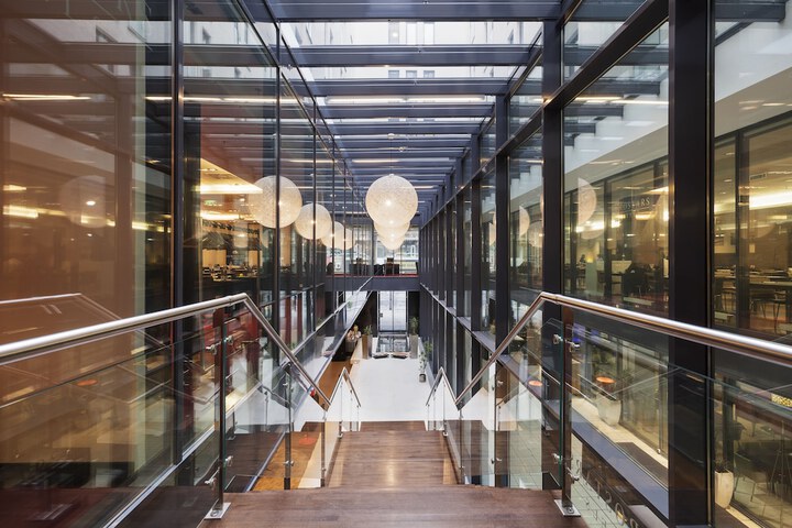 Guest Lobby