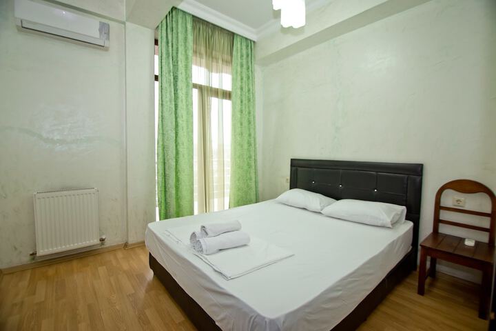 Room 44 of 93