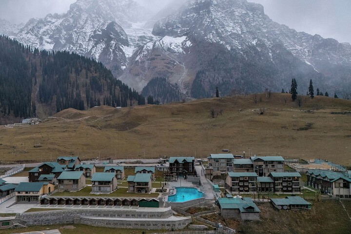 Exterior of Snowland Resort & Spa - Riverfront