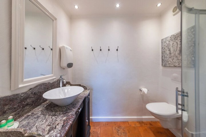 Clean Restrooms
