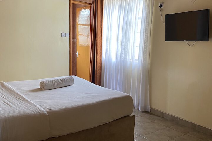Room 4 of 29