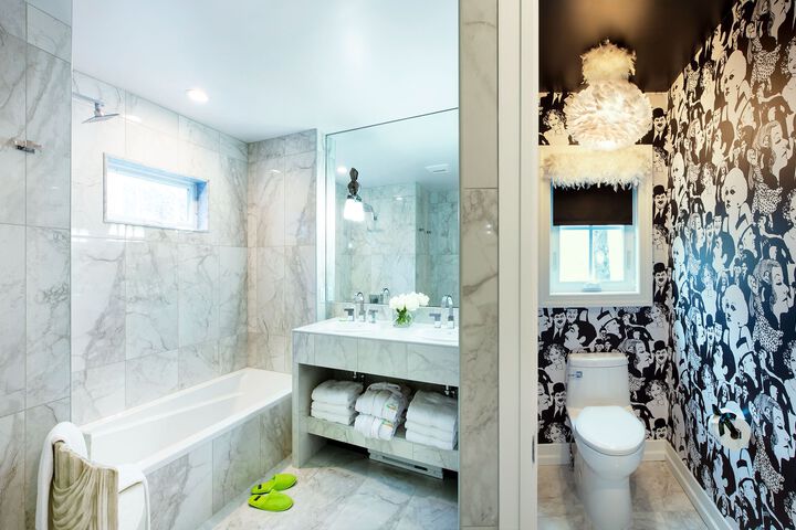 Room 17 of 258
