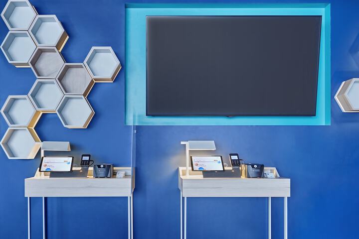 Check-in/check-out kiosk